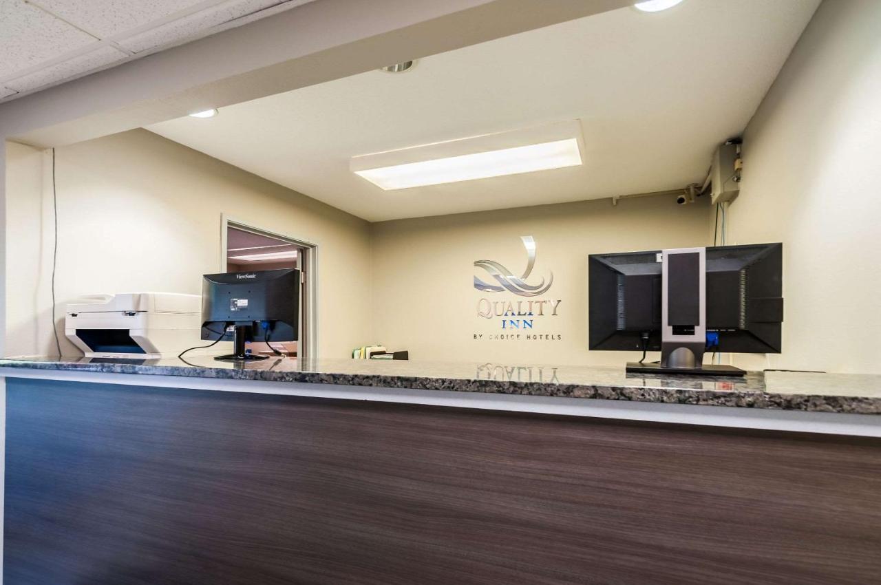 Quality Inn Solomons - Beacon Marina 외부 사진